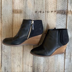 Dr. Scholl’s : Patch Booties Black